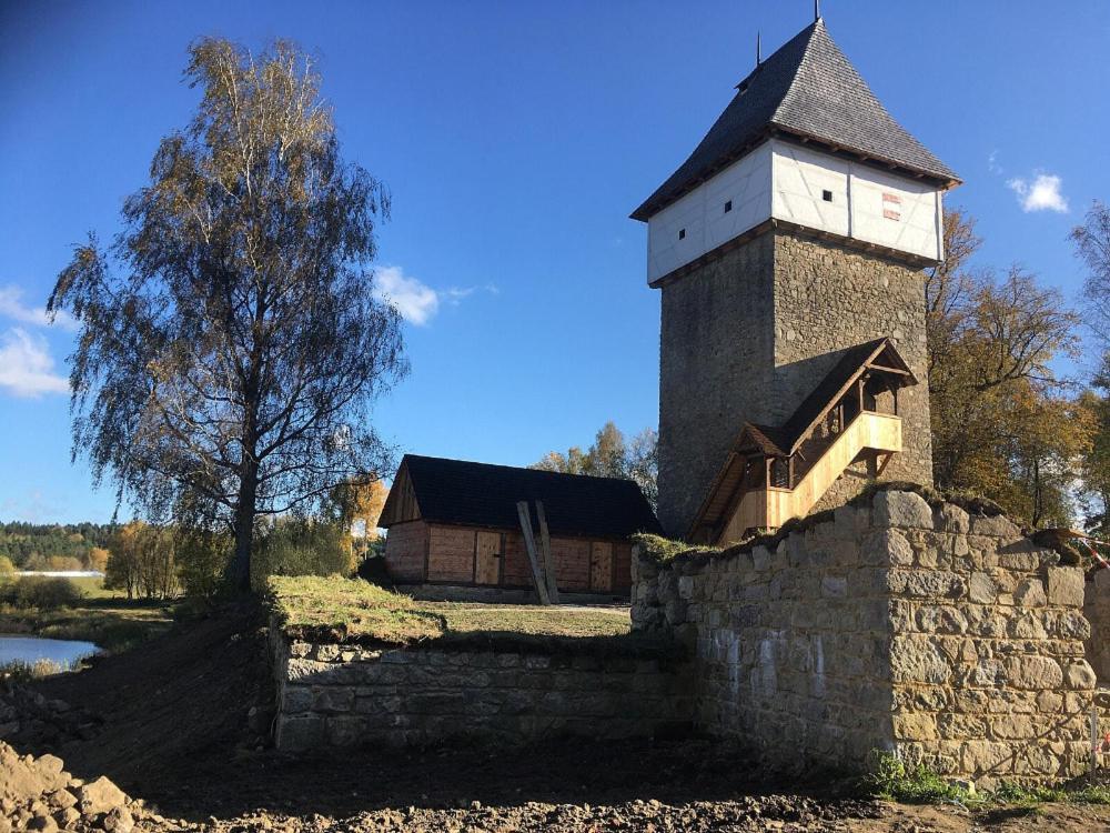 Ubytovani Pod Jilmem Zar Bagian luar foto