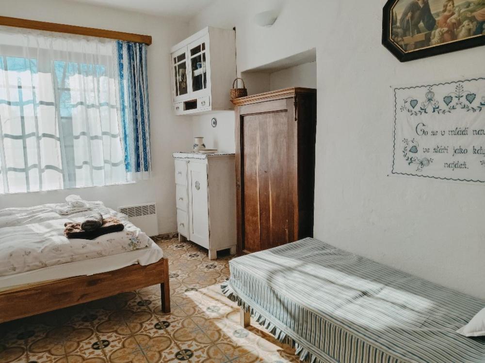 Ubytovani Pod Jilmem Zar Bagian luar foto