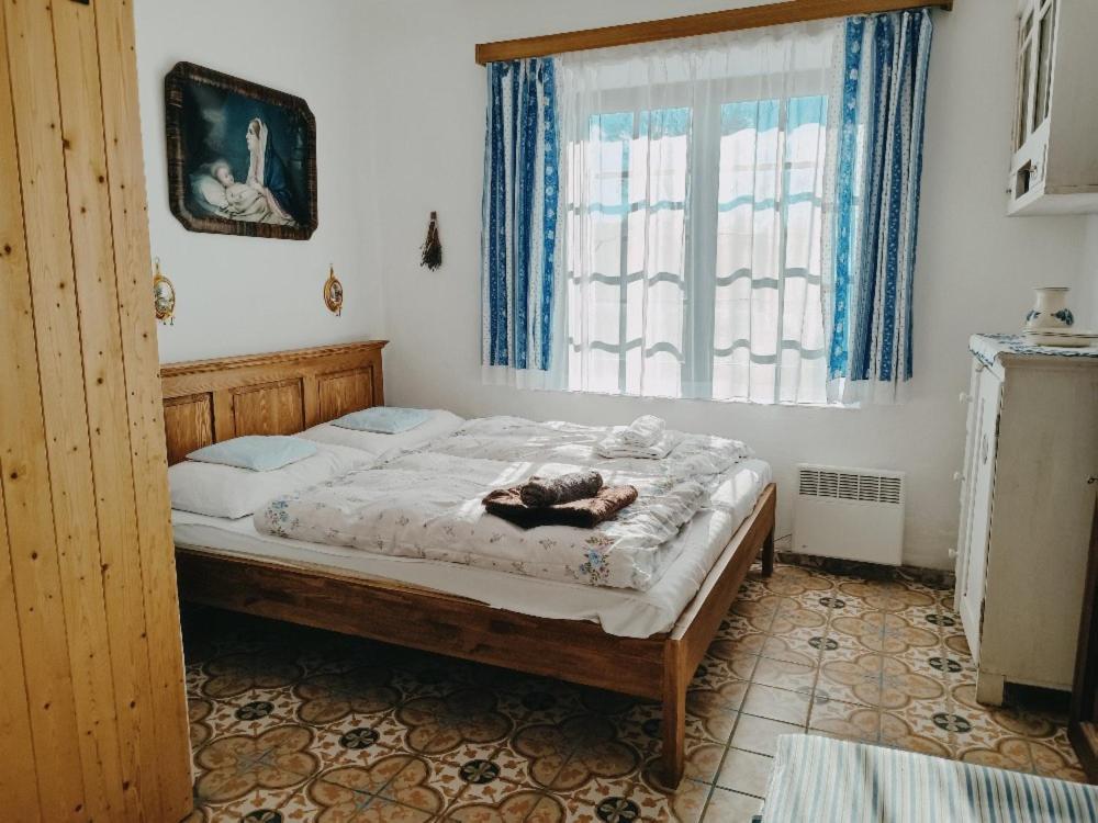 Ubytovani Pod Jilmem Zar Ruang foto